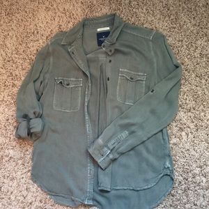 American Eagle boyfriend fit button up